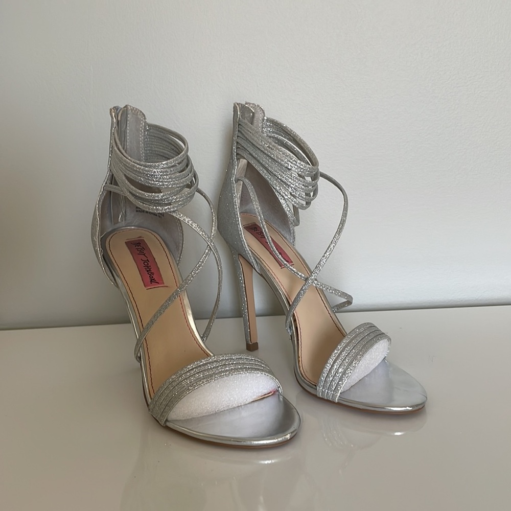 Betsey Johnson Kora Heels